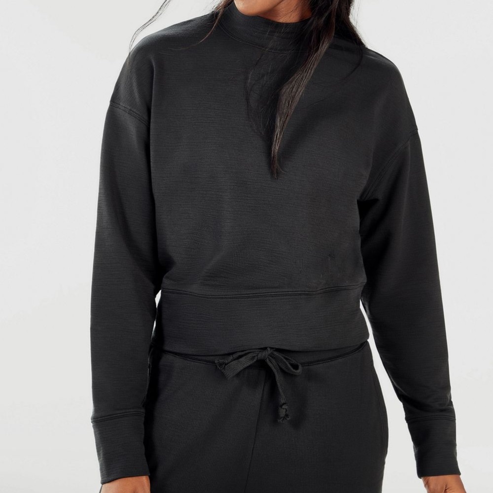 NWT Fabletics Luna L/S Pullover